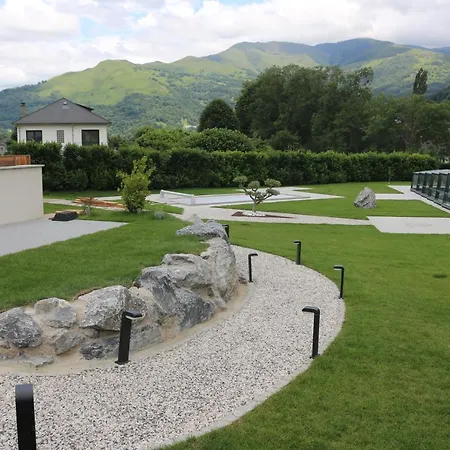 Grands Avec Jacuzzi Prive By L'argalyde Spa&detente Apartament